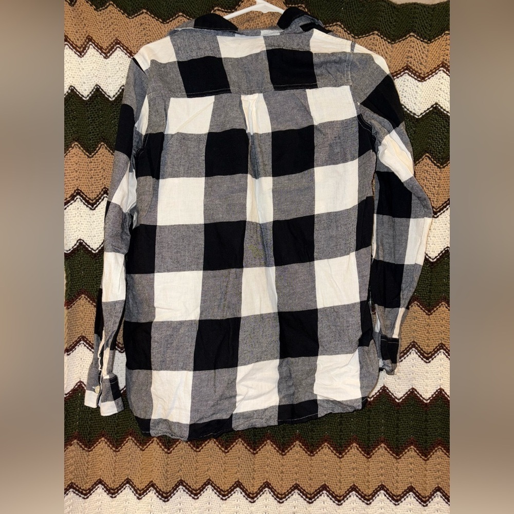 Old Navy Flannel| Size Small - Picture 3 of 3